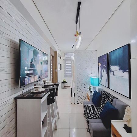 Coast Stay By J 40Th Floor Penthouse Манила Экстерьер фото