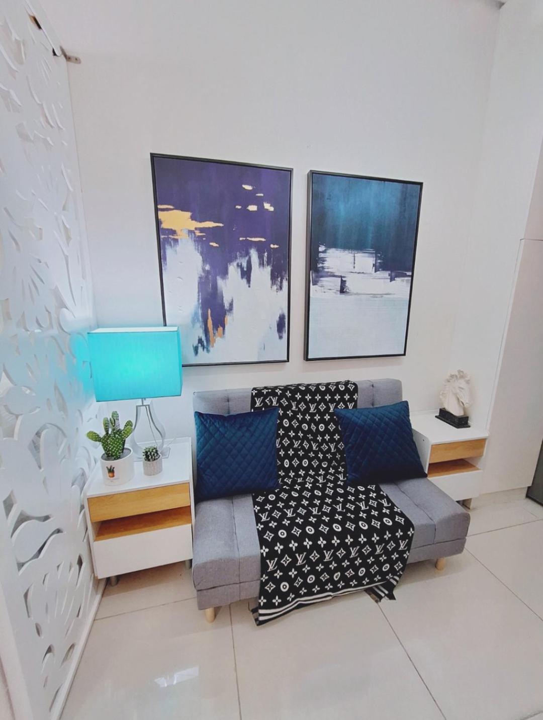 Coast Stay By J 40Th Floor Penthouse Манила Экстерьер фото