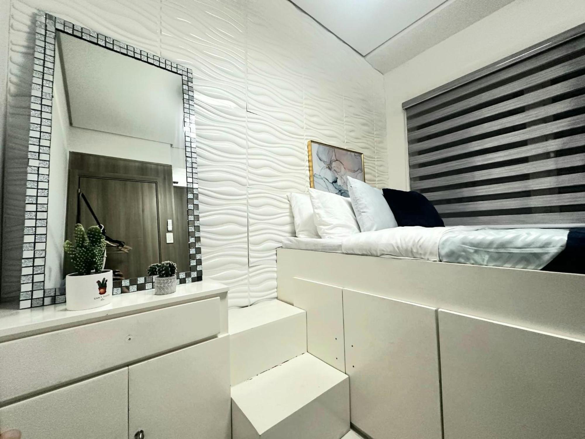Coast Stay By J 40Th Floor Penthouse Манила Экстерьер фото